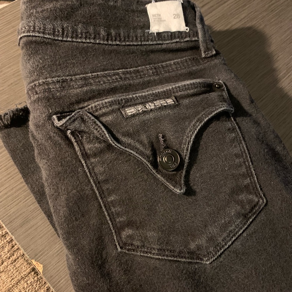 Hudson size 28 black Beth Raw hem jeans